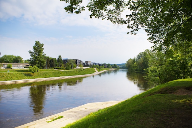 Vilnius - Lituania, splendida vista sul fiume