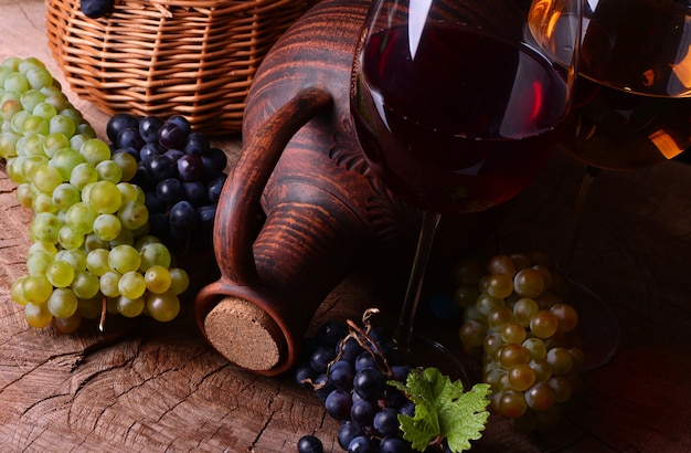 Vino georgiano tradizionale, raccolto di quest'anno