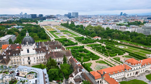 Vista ad alta angolazione degli edifici in città