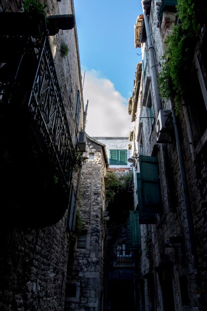 Vista ad angolo basso di un edificio