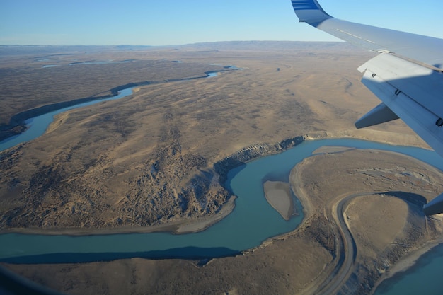 Vista aerea da un piano del fiume Balkhash in Kazakistan