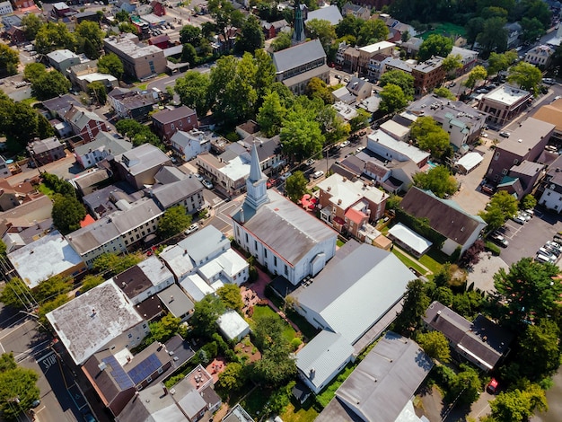 Vista aerea dei tetti della storica cittadina di Lambertville nel New Jersey