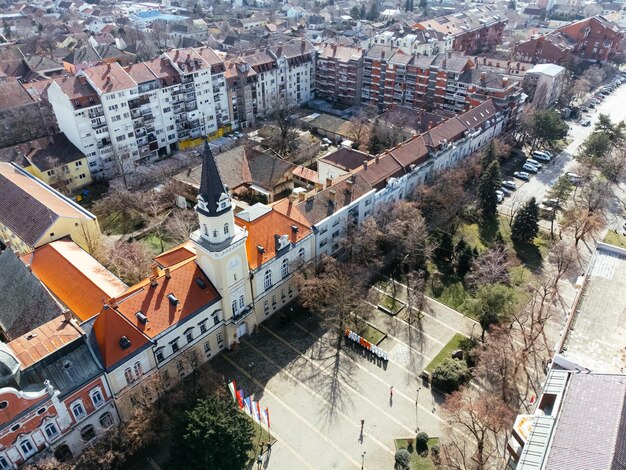 Vista aerea del drone della città di Kikinda Serbia Europa