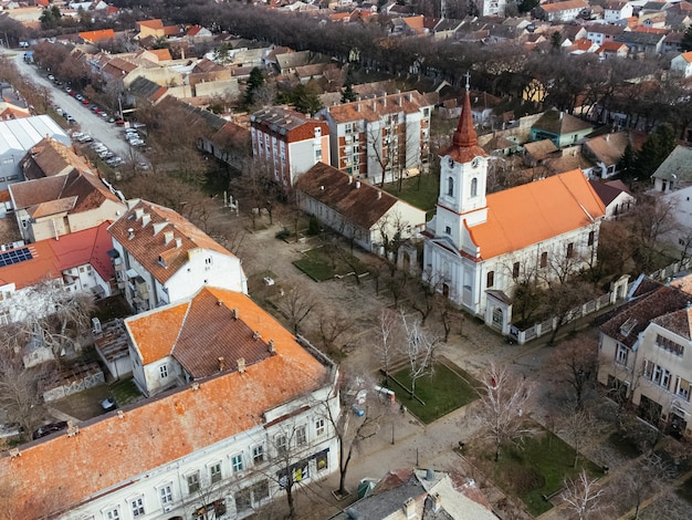 Vista aerea del drone della città di Kikinda Serbia Europa