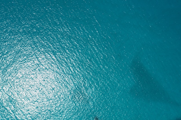 Vista aerea del fondo della natura di struttura della superficie del mare.