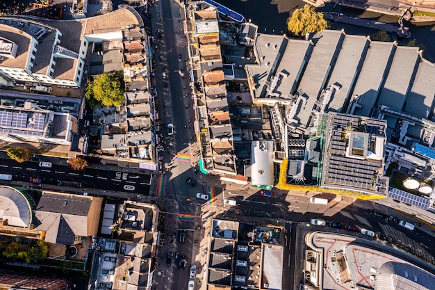 Vista aerea del mercato di Camden Lock a Londra, Regno Unito. Video del Camden Town a Londra.