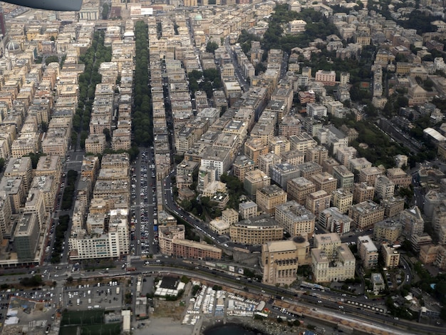 Vista aerea del quartiere foce di Genova dall'aereo