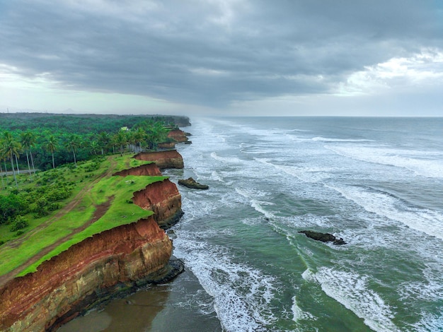 Vista aerea dell'Asia con bellissime spiagge e occhi rinfrescanti