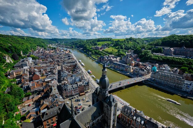 Vista aerea della città di Dinant, in Belgio