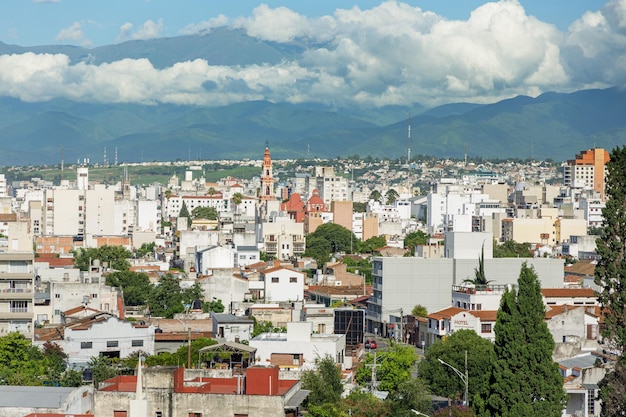 Vista aerea della città di Salta in Argentina