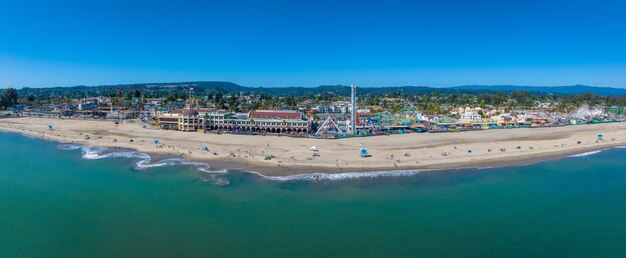 Vista aerea della città di Santa Cruz Beach in California