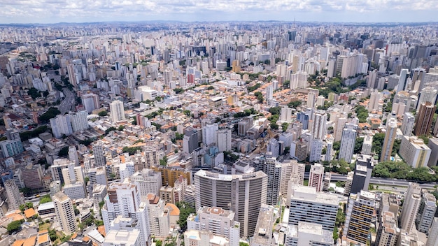Vista aerea della città di Sao Paulo SP Brasile quartiere Bela Vista nel centro della città