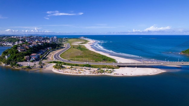 Vista aerea della città turistica di Ilheus a Bahia Centro storico con mare e fiume