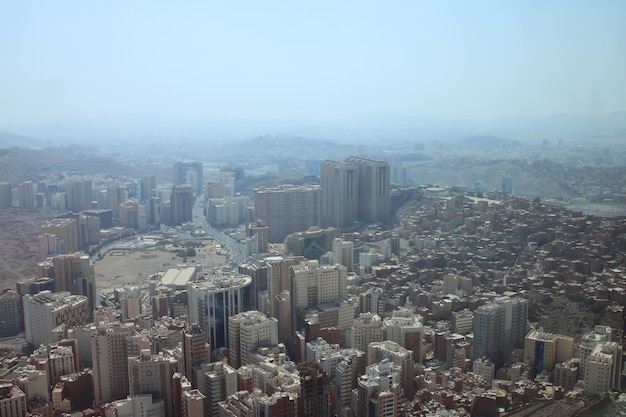 Vista aerea della città urbana del Medio Oriente con un sacco di buliding