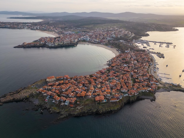 Vista aerea della città vecchia Sozopol Burgas regione Bulgaria