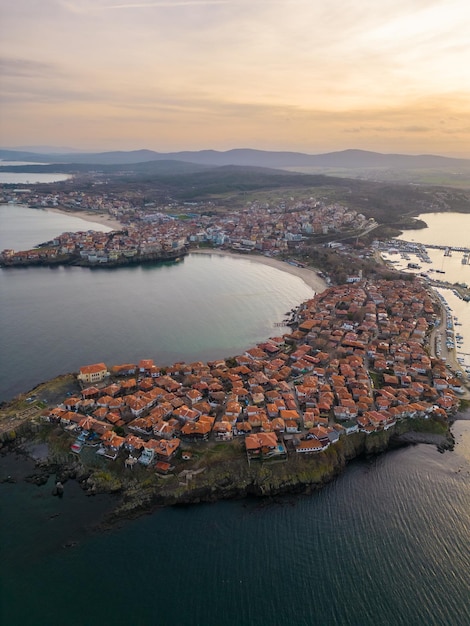 Vista aerea della città vecchia Sozopol Burgas regione Bulgaria