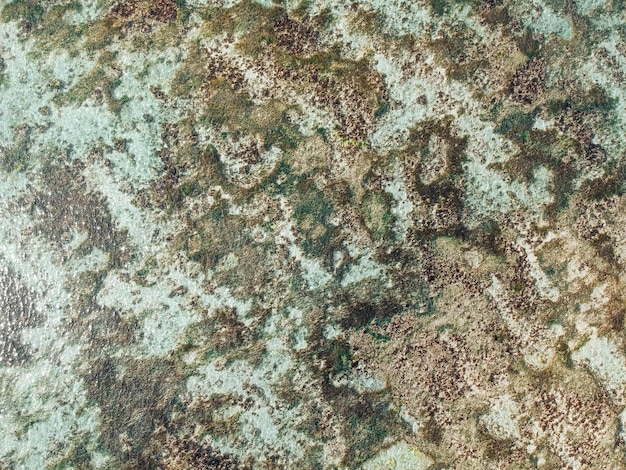 Vista aerea della spiaggia segreta di Gunung Payung Bukit Bali Indonesia L'acqua turchese rocce il paesaggio dell'oceano