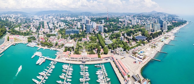 Vista aerea della stazione marittima - porto marittimo di Sochi, Krasnodar Krai, Russia.