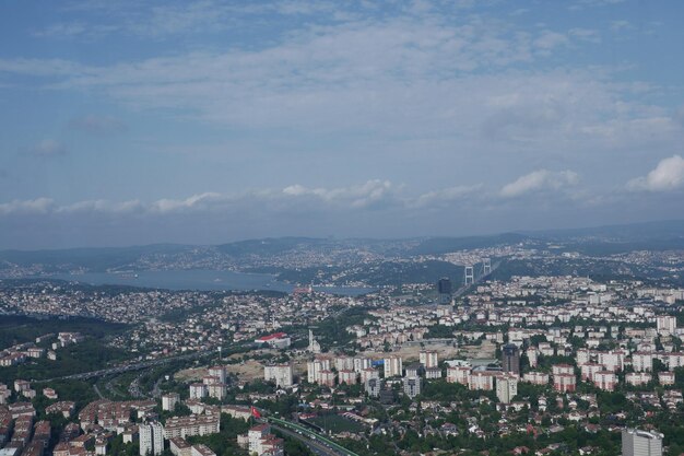 Vista aerea di istanbul lato asiatico blocchi di costruzione urbani