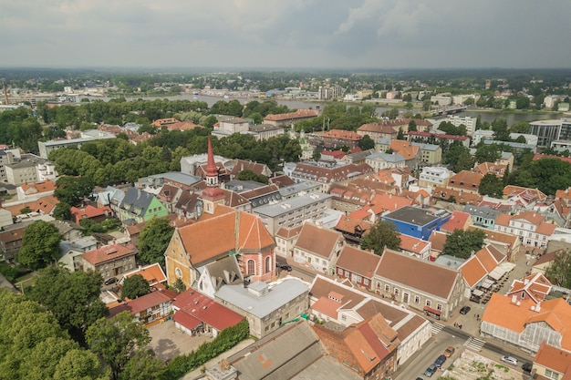 Vista aerea di Parnu, località turistica in Estonia