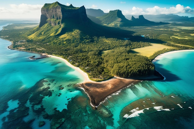 Vista aerea di una piccola isola nel mezzo dell'oceano