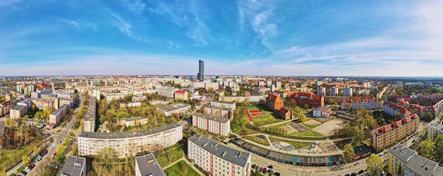 Vista aerea panoramica di Wroclaw Paesaggio urbano della moderna città europea