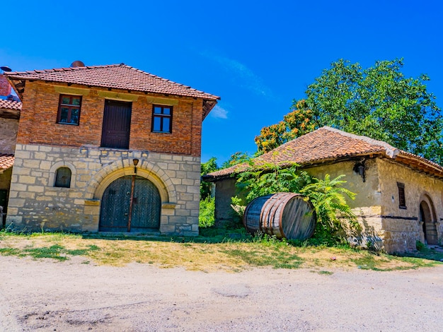 Vista alla vecchia cantina di Rajac in Serbia