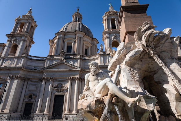 Vista da Piazza Navona (Piazza Navona) fontana in Roma, lazio, Italy.