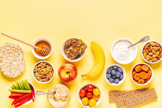 Vista dall'alto del concetto di spuntino sano