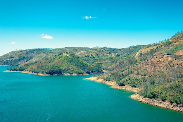 Vista dall'alto del fiume Zezere Portogallo Europa