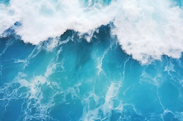 Vista dall'alto dell'oceano tempestoso Le onde del mare con effetto vortice Potenza della natura