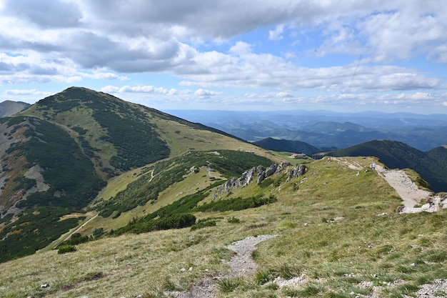 vista dalla montagna, bellissimo viaggio in Slovacchia a Vratna Dolina, Chleb