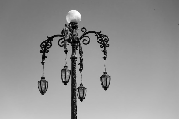 Vista del cielo ad angolo basso