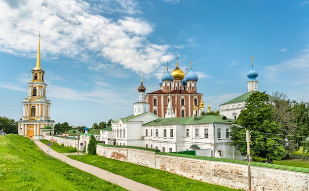 Vista del Cremlino di Ryazan, l'anello d'oro della Russia