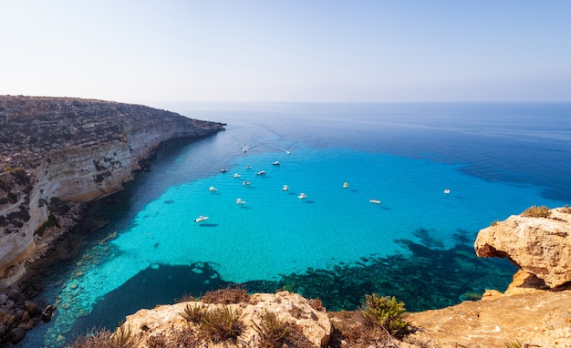 Vista del famoso posto sul mare di Tabaccara a Lampedusa