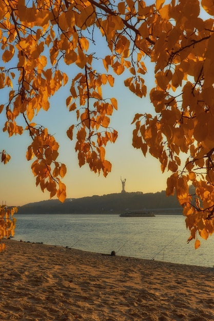 Vista del fiume Dnepr a Kiev