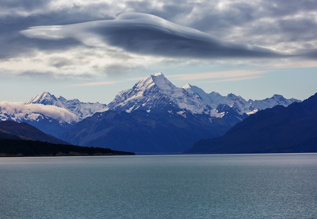 Vista del maestoso Aoraki Mount Cook, Nuova Zelanda