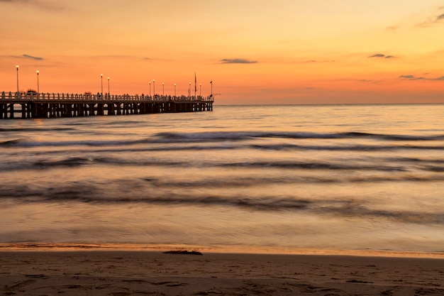 Vista del molo di Forte dei Marmi sul tramonto