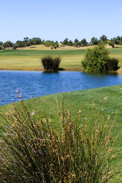 Vista del paesaggio di un campo da golf in Algarve.