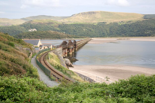 Vista del ponte di Barmouth, Galles, Regno Unito