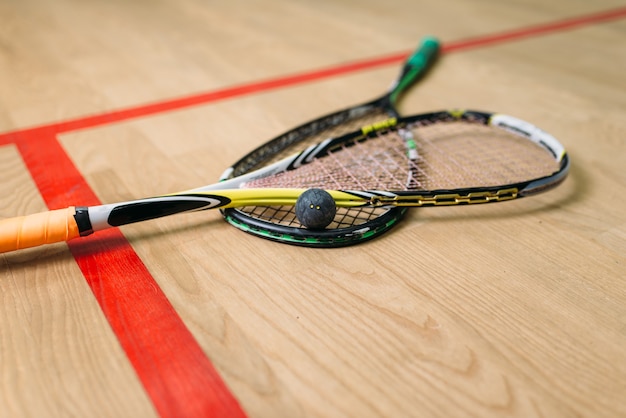 Vista del primo piano dell'attrezzatura del gioco di squash