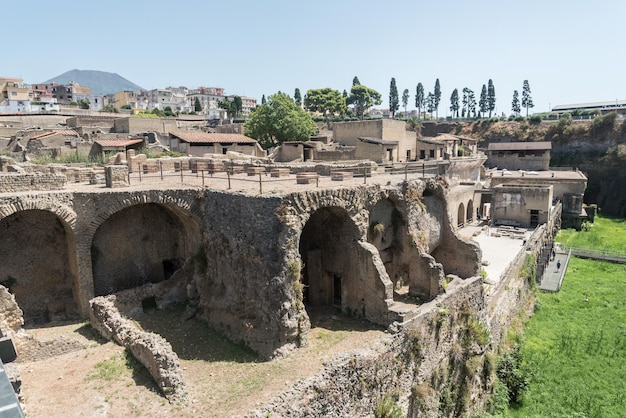 Vista del sito archeologico romano di Ercolano, in Italia.