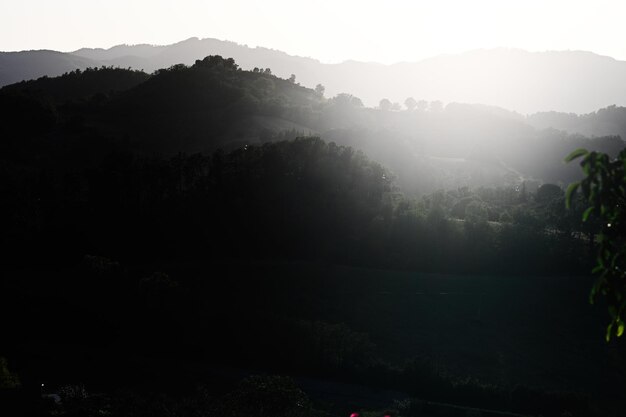 Vista del tramonto della montagna a Nocera Umbra città e comune in provincia di Perugia Italia