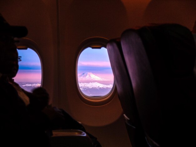 Vista del treno al tramonto