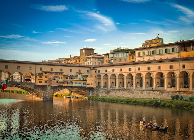 Vista del vecchio ponte