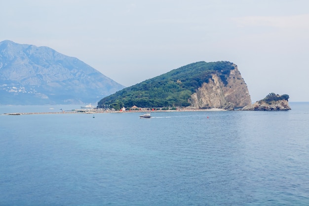 Vista dell'isola di San Nicola, Montenegro