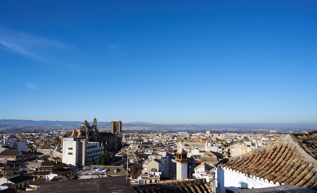 Vista dell&#39;orizzonte di Granada da Albaicin in Spagna