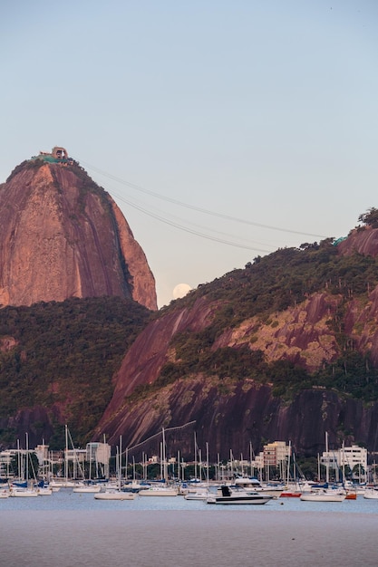 Vista della baia di Botafogo a Rio de Janeiro