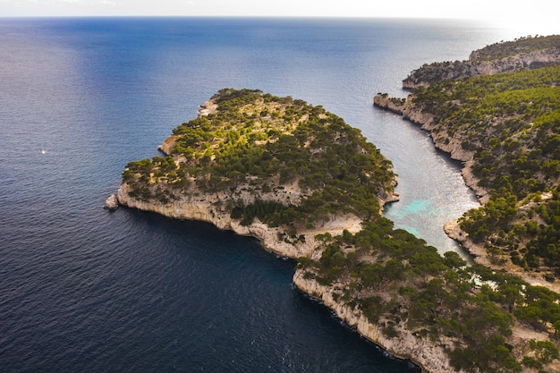 Vista della Calanque de Port Mioux, uno dei più grandi fiordi tra Marsiglia e Cassis, France