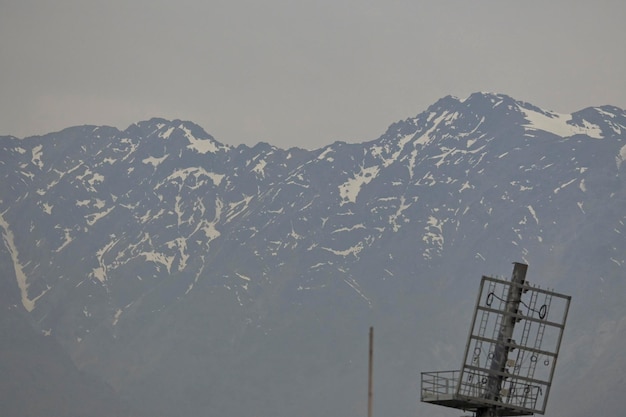 Vista della catena montuosa delle Ande in primavera